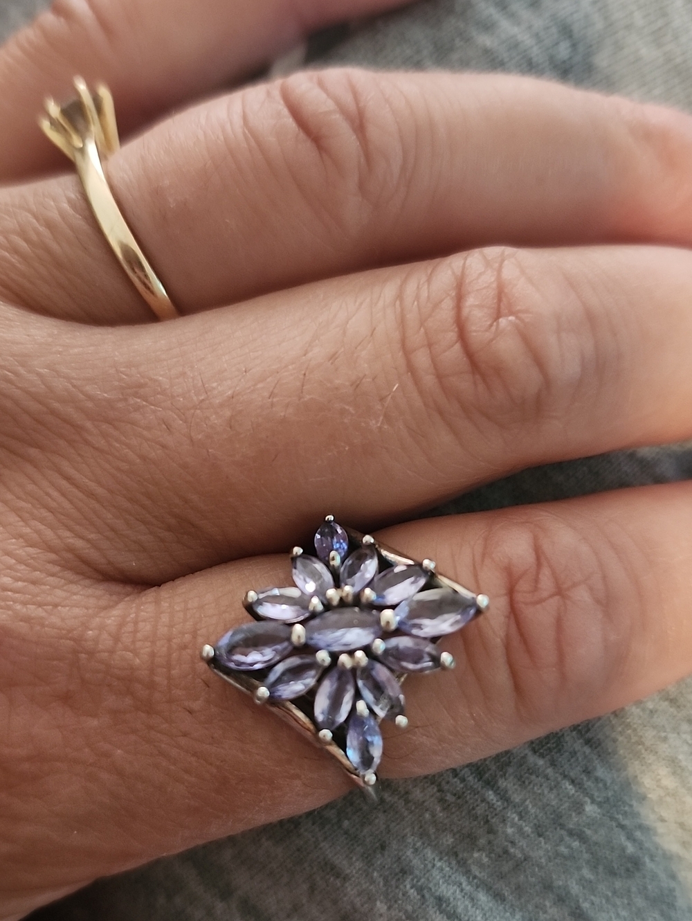 Elegant Silver Floral Cluster Ring with Light Purple Stones